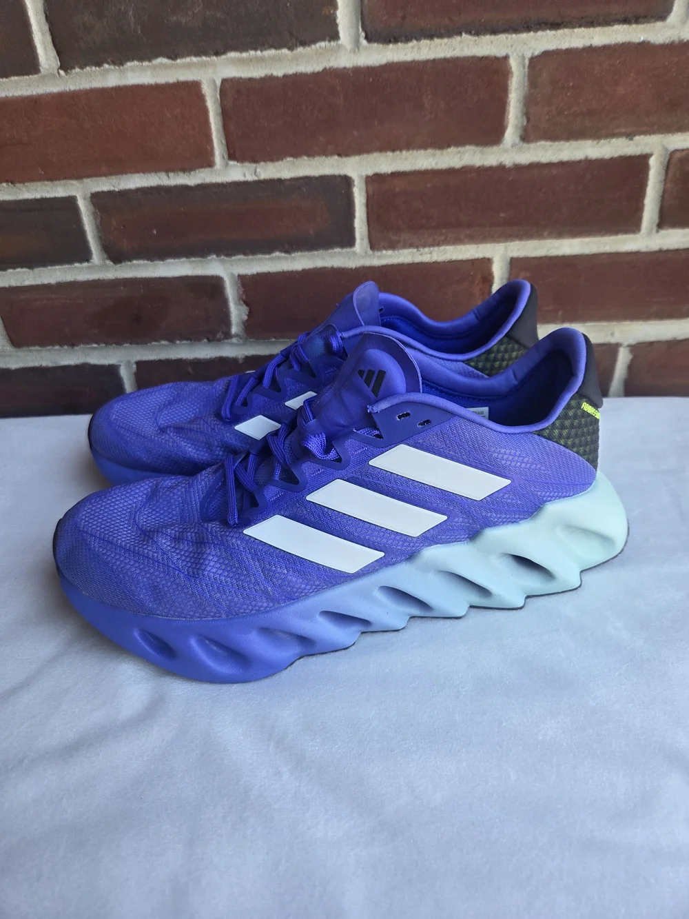 adidas Switch FWD 2 Men's US 9.5 UK 9 Cobalt Blue Running Shoes